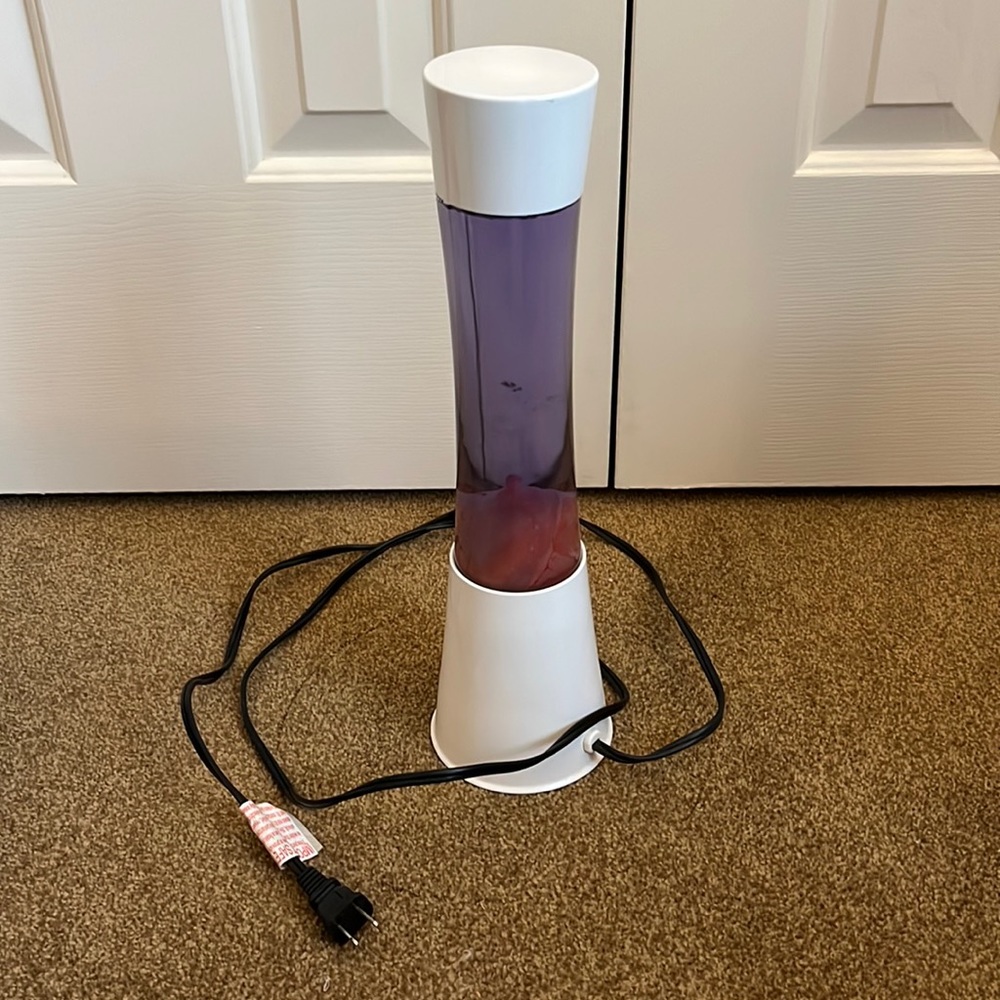 Lava Lamp, pink and purple, great condition
